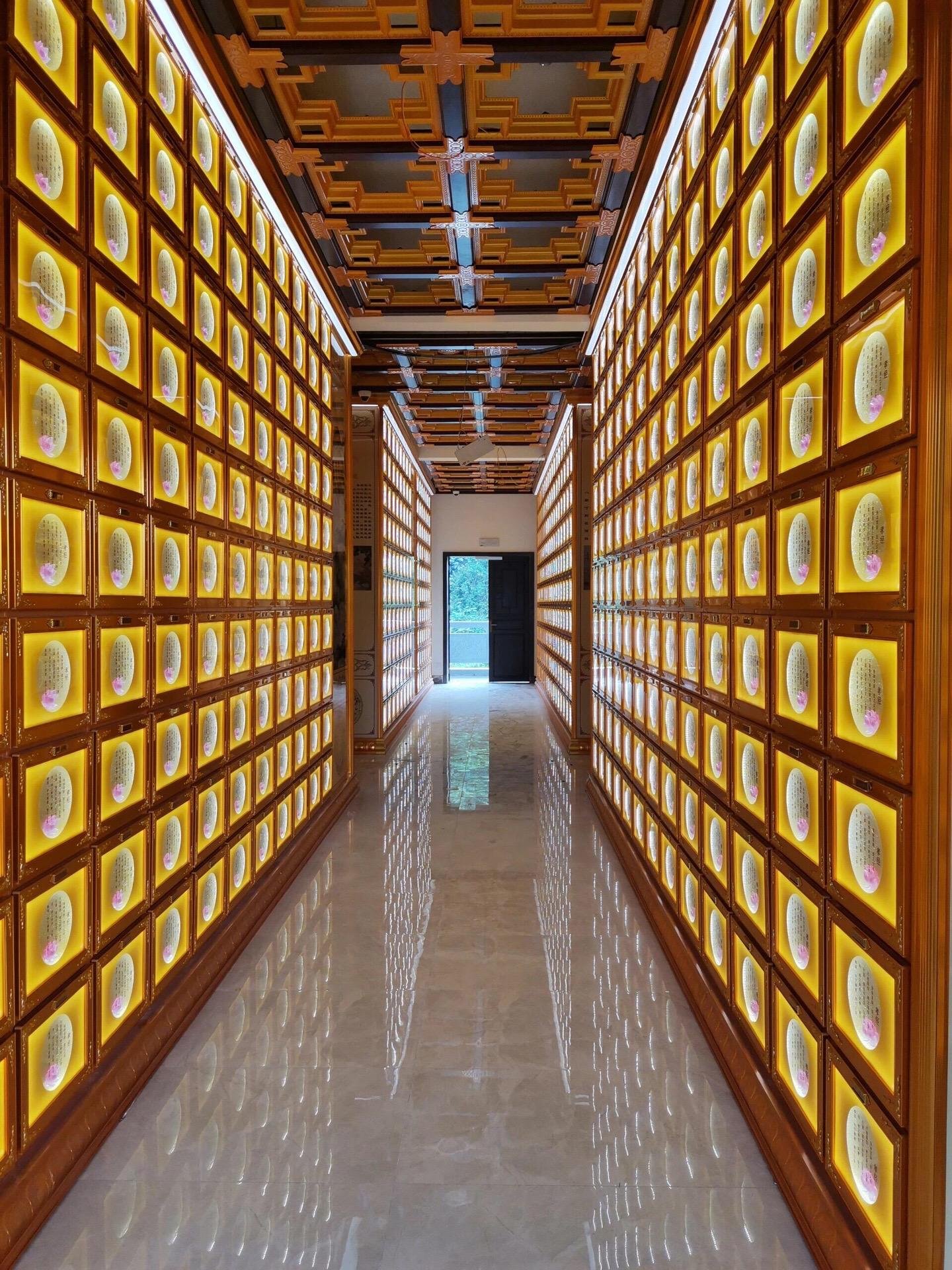 Modular Columbarium Array